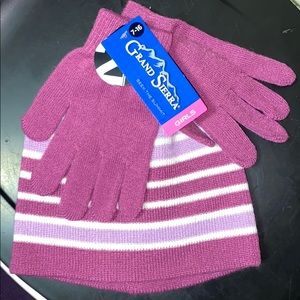 New grand Sierra Two piece hat and gloves